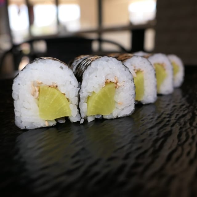 Oshinko Roll.
