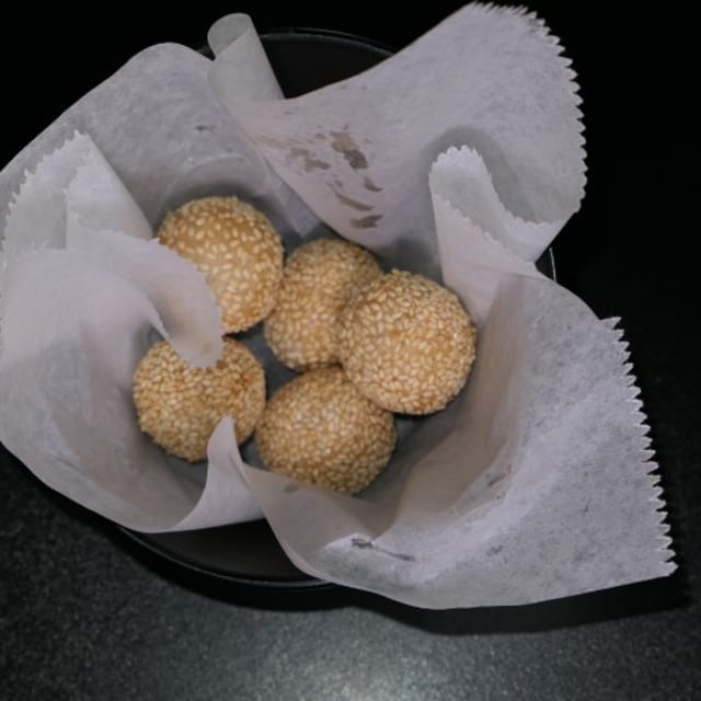 Sesame Balls (5).